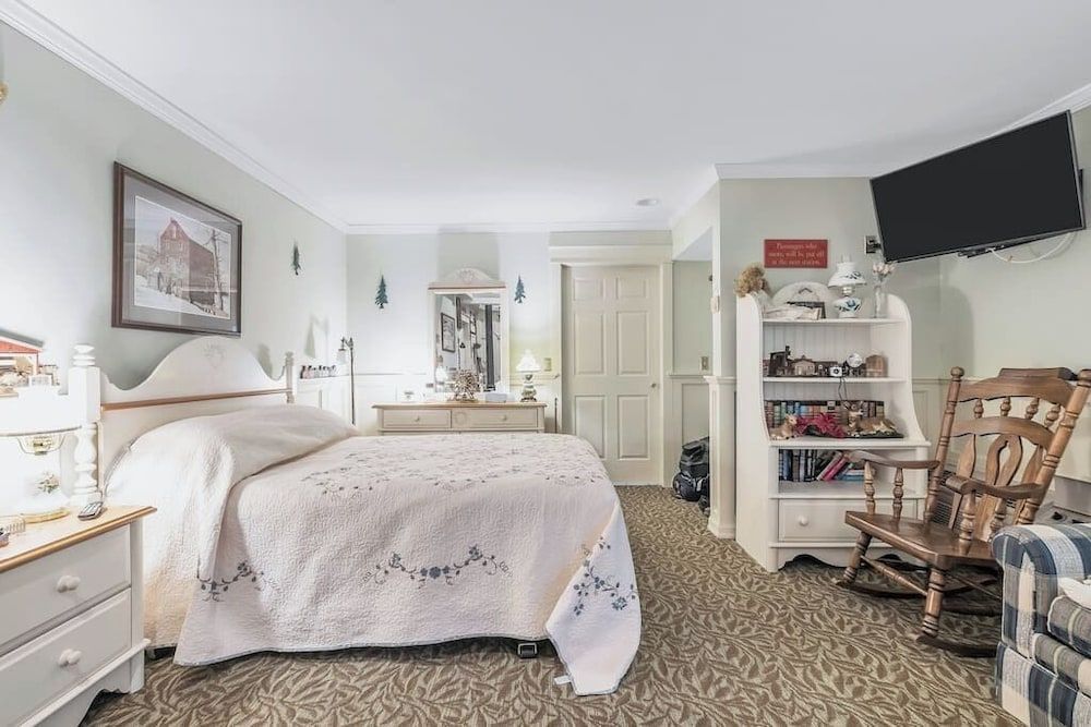 Red Barn Village Apartments