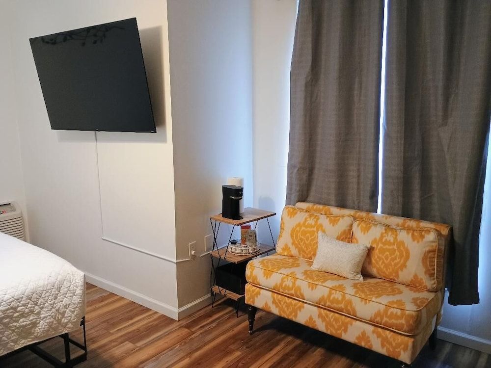 Wild Mountain Lodge Honeymoon Double Room, Mountain View 2