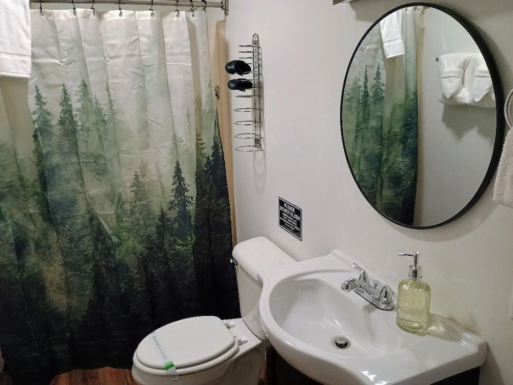 Wild Mountain Lodge Premier Double Room, Mountain View 4