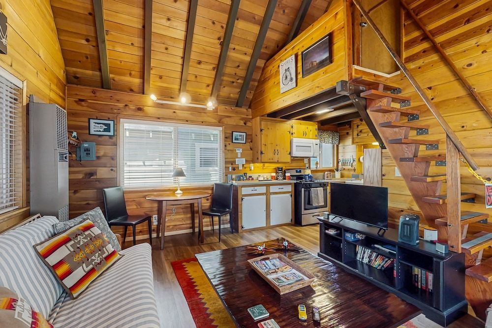 Bristlecone Cottage #321