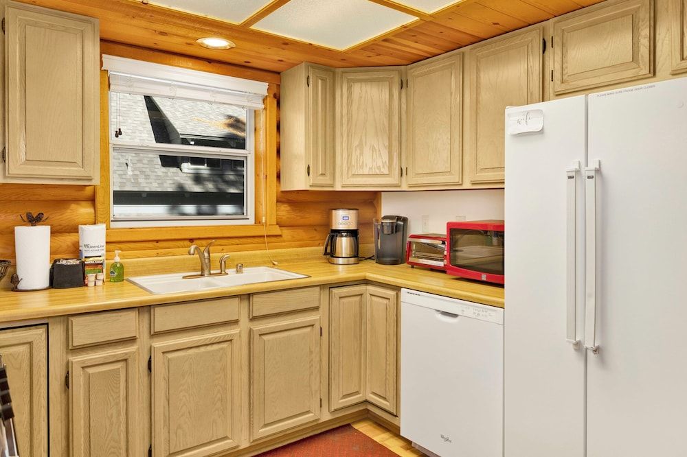 Cub's Cabin #2561 House, Multiple Beds, Pool Access, Mountain View (2561) 11