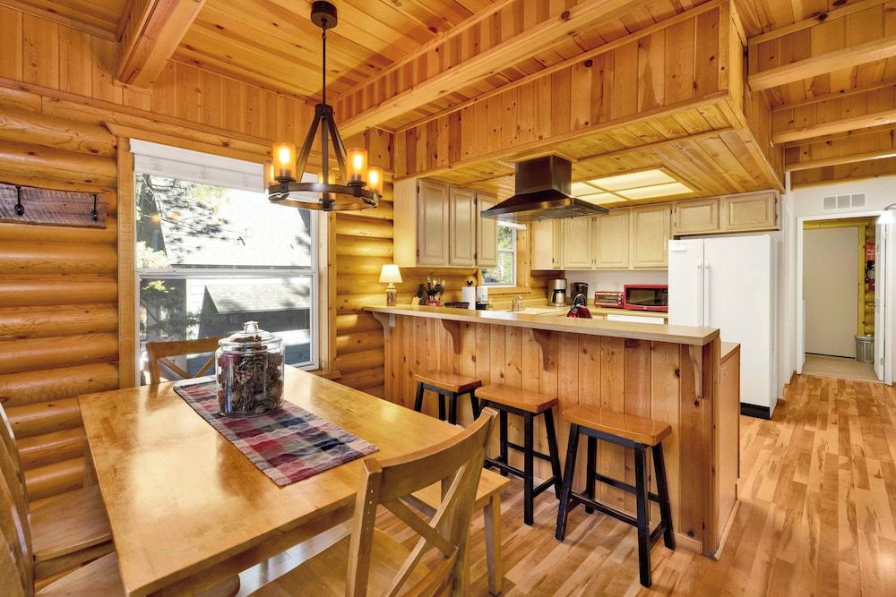 Cub's Cabin #2561 House, Multiple Beds, Pool Access, Mountain View (2561) 10