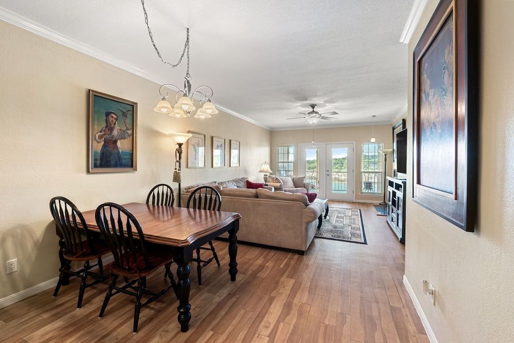 Paradise Island Condo, Multiple Beds, Hot Tub 20