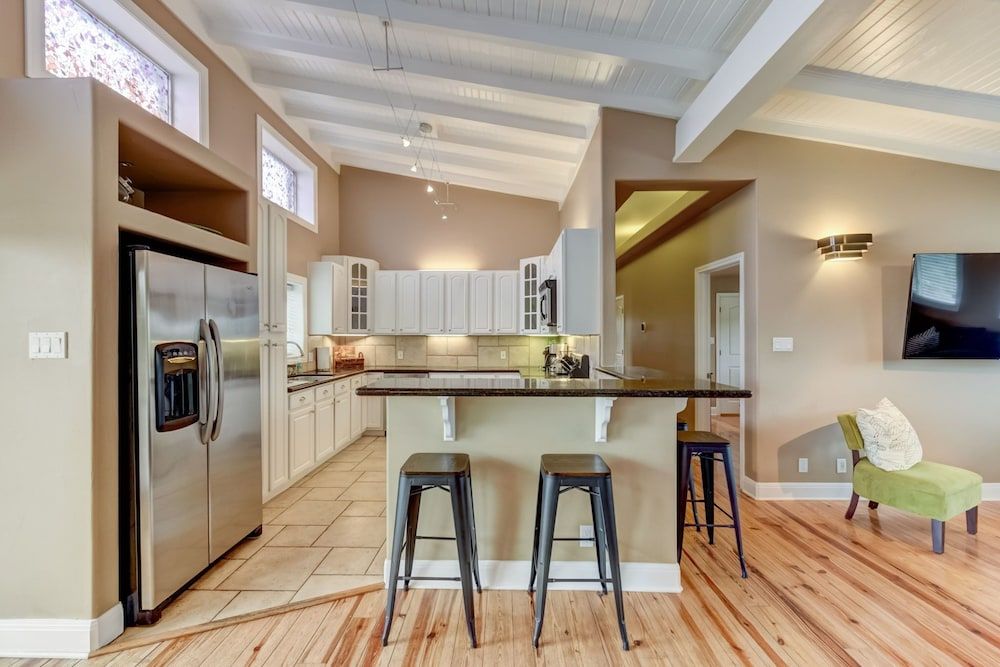 Hillview Estate House, Multiple Beds, Patio (4) 10