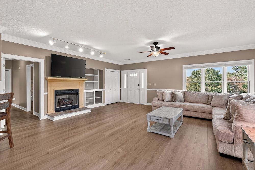 Whitepath Lodge And Resort Mountain View Resort Suite 16