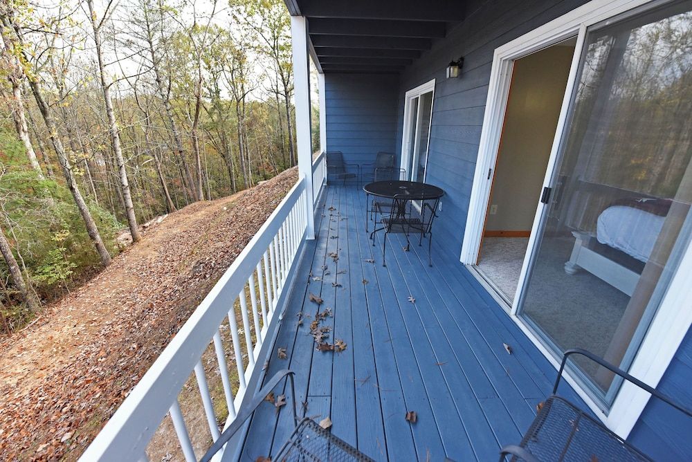 Whitepath Lodge And Resort 2-Bedroom Townhome 7