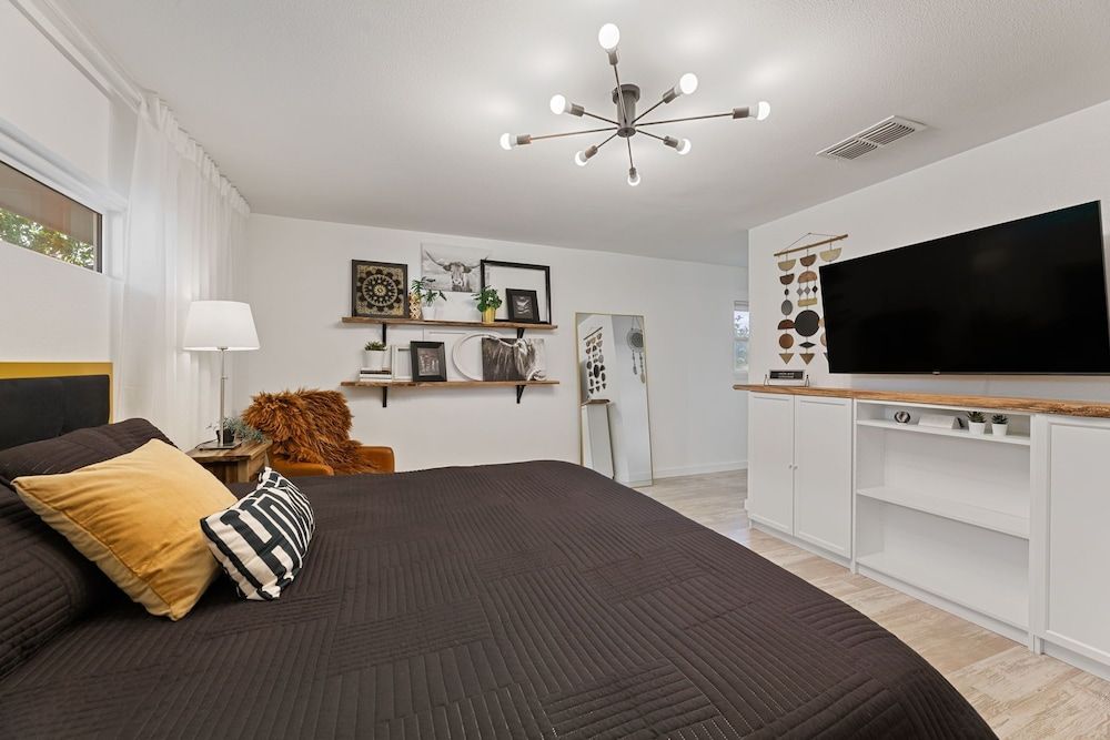 TX Sunset Ranch House, Multiple Beds, Patio, Garden View (TX Sunset Ranch (17)) 7