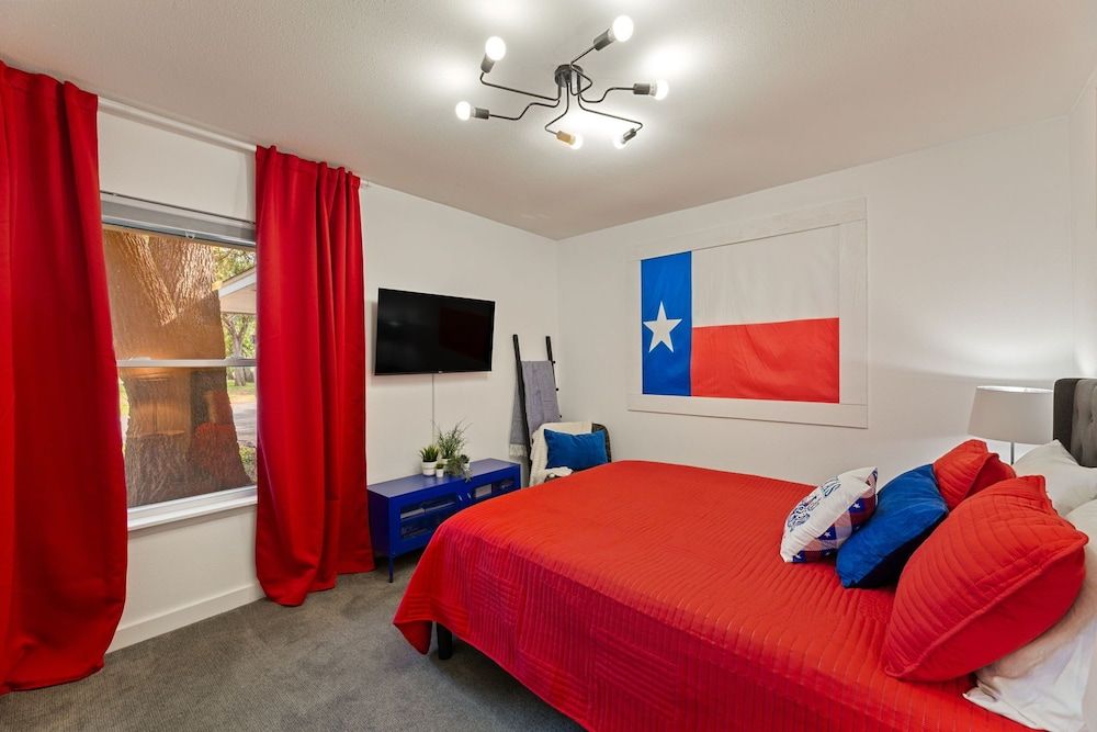 TX Sunset Ranch House, Multiple Beds, Patio, Garden View (TX Sunset Ranch (17)) 2