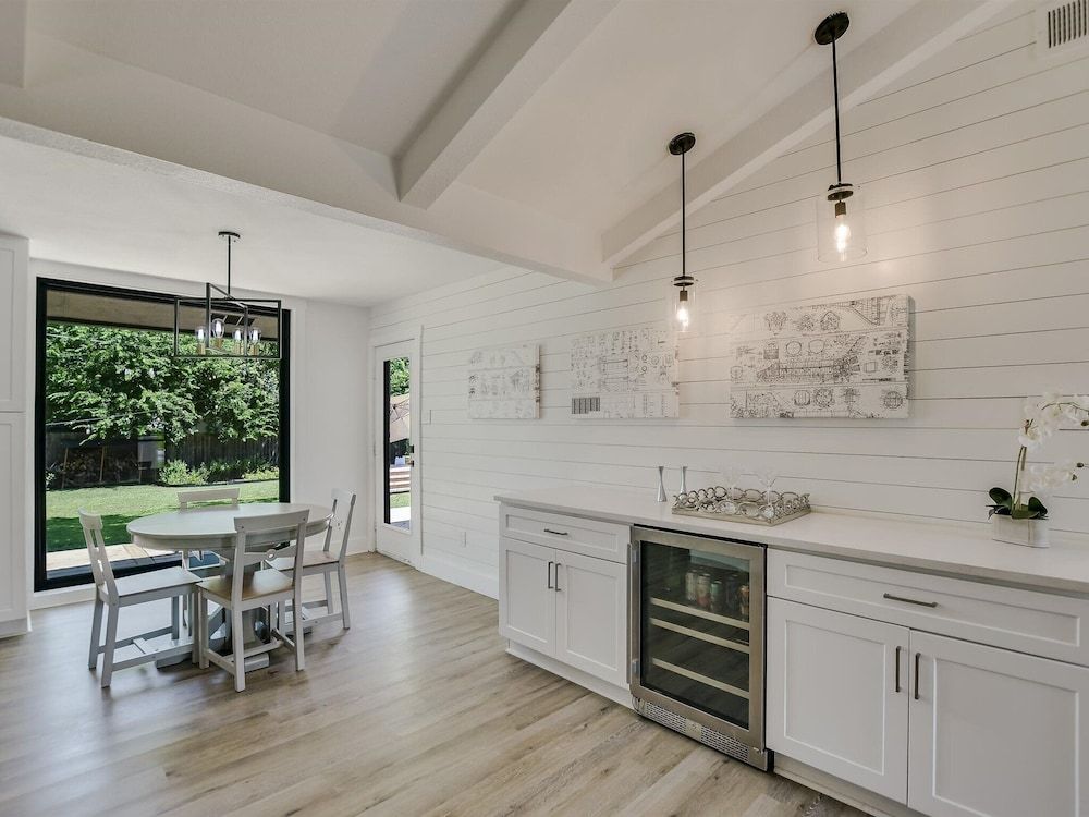 Cherilliam Estate House, Multiple Beds, Pool Access, Garden View (9) 7