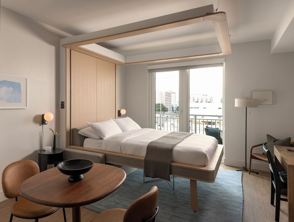 Studio Suite with Balcony