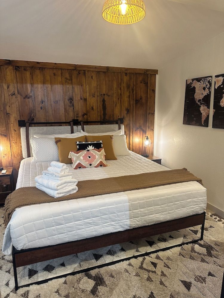 Wildrest Hotel Comfort House, 4 Bedrooms, Non Smoking, Courtyard View 2