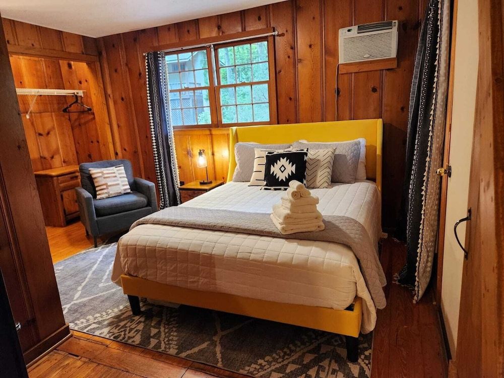 Wildrest Hotel Classic Room, 1 Queen Bed, Patio, Ground Floor