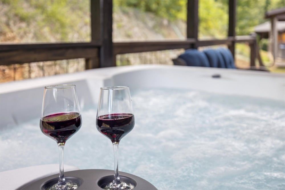 New Cabin w Indoor Swim Spa Hot Tub Gameroom Apartment 2