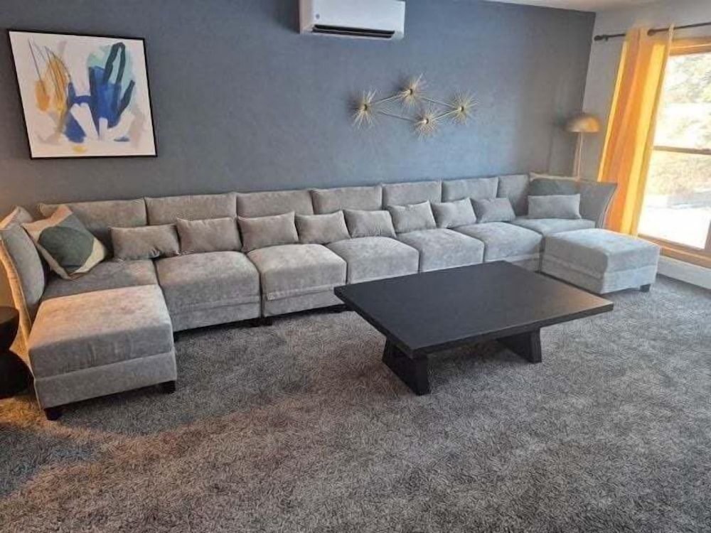 Iowa City 4br Backyard Walk To Stadium 4 Bedroom Home House, 4 Bedrooms 17