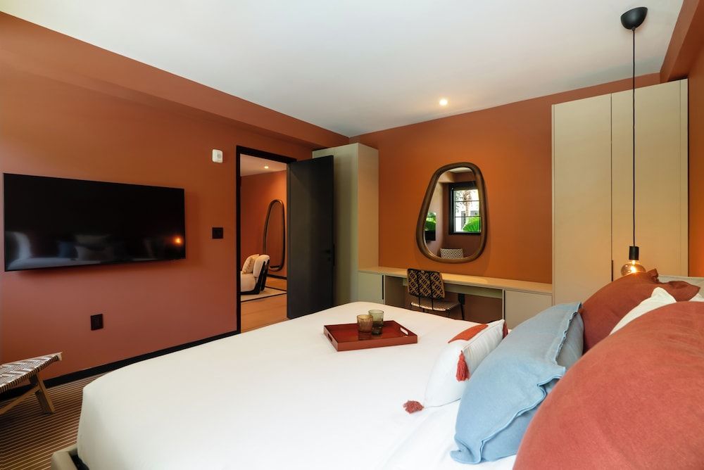 Luxury Suite, 1 King Bed