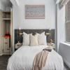 17john: Classic Queen Studio Apartment
