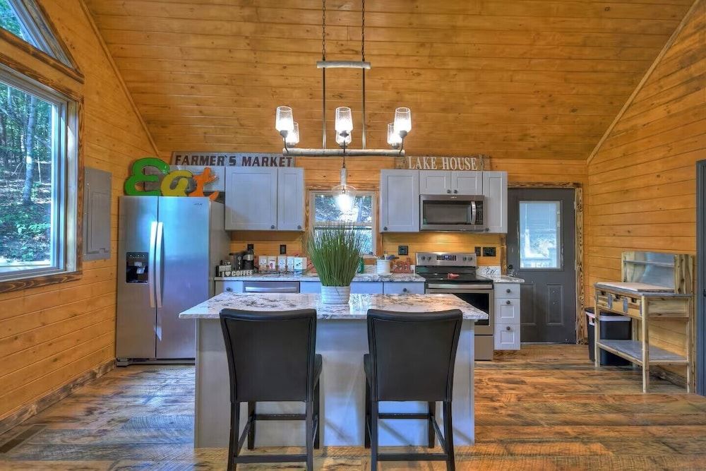 Willow Falls Modern Blue Ridge Cabin with Private Hot Tub 12