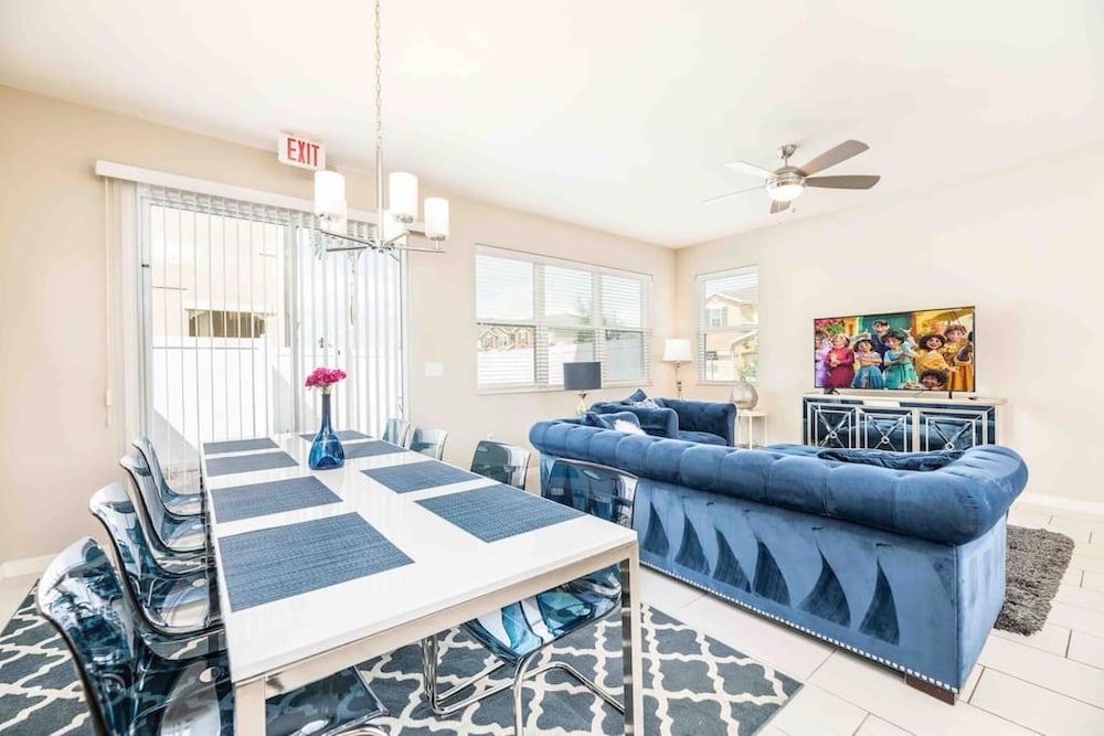 Super Chic-4 Bedroom Townhome IN Disney Area