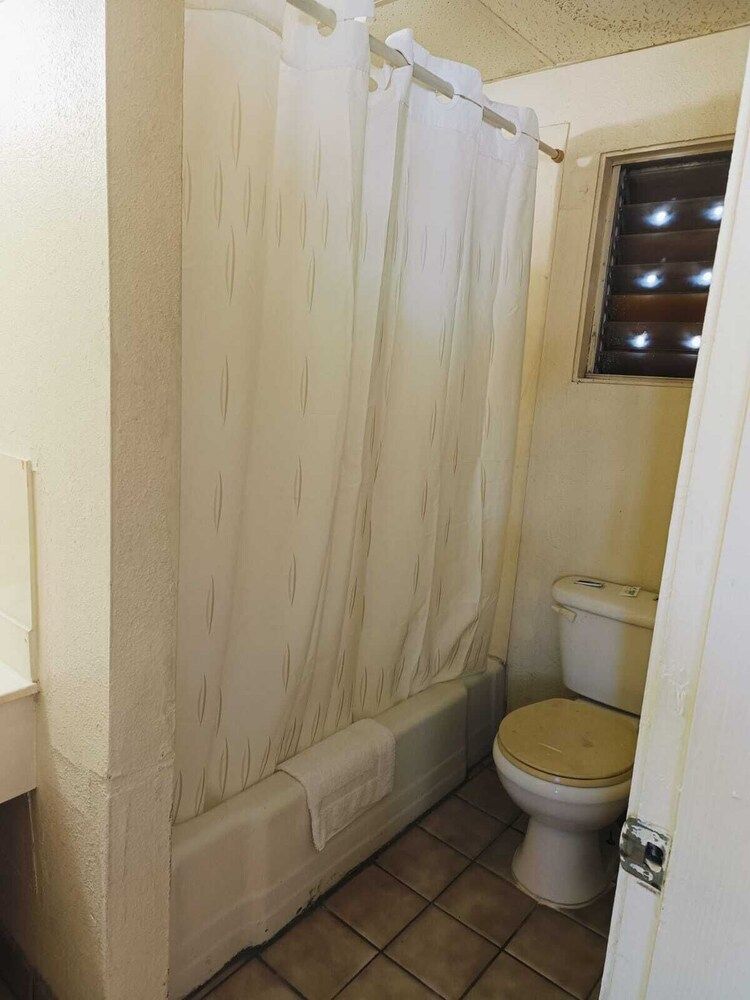 Pen Ann by Capital O Pharr/McAllen TX Room, 2 Queen Beds, Smoking 11