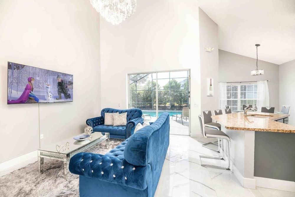 Super Glam- Designs Game Room Pool House 7