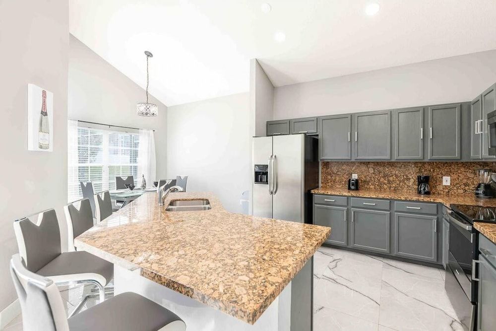 Super Glam- Designs Game Room Pool House 10