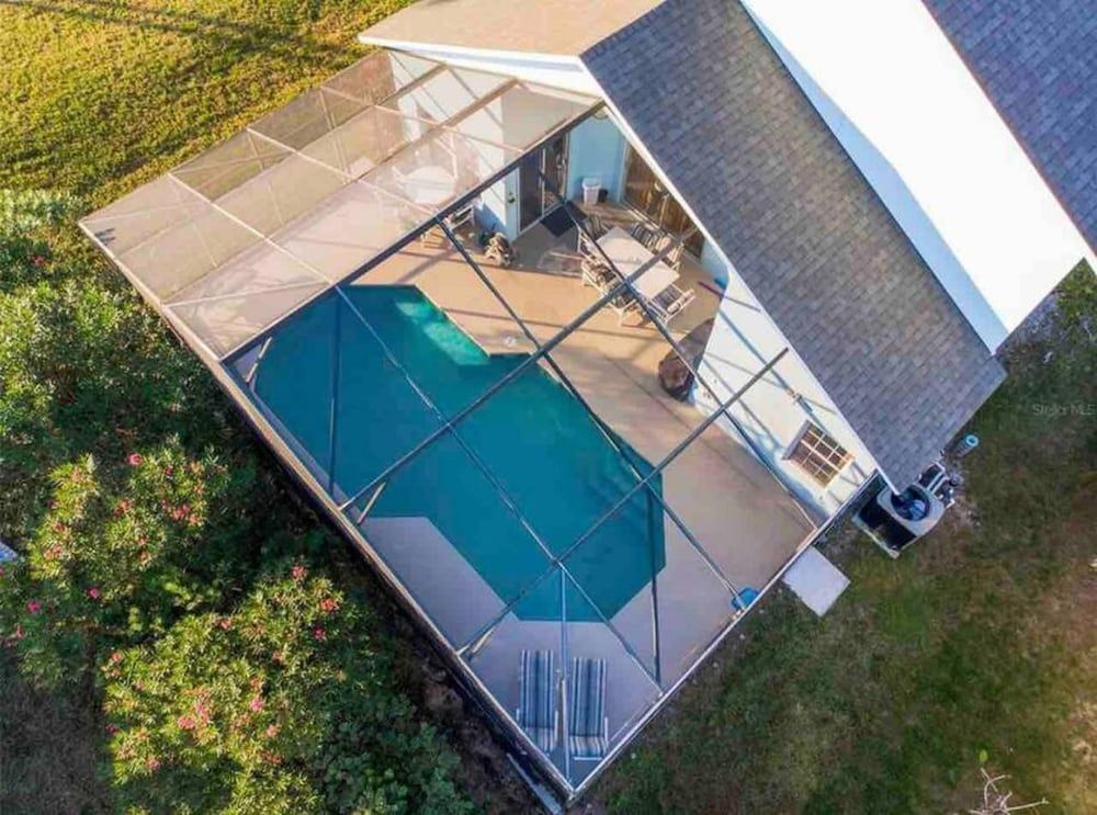 Super Glam- Designs Game Room Pool House 39