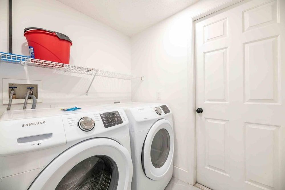 Super Glam- Designs Game Room Pool House 26