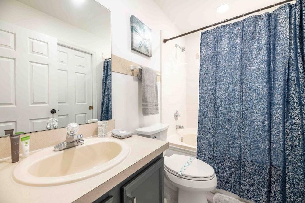 Super Glam- Designs Game Room Pool House 25