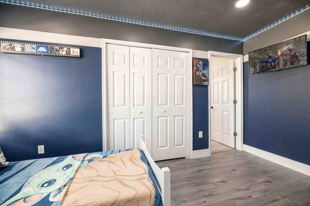 Super Glam- Designs Game Room Pool House 19