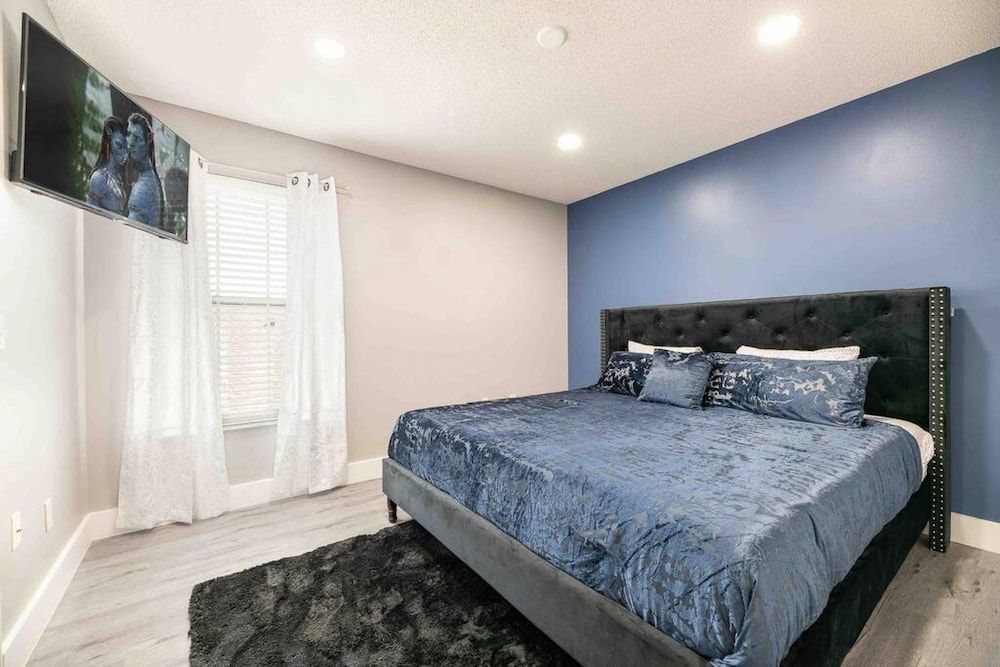 Super Glam- Designs Game Room Pool House 23