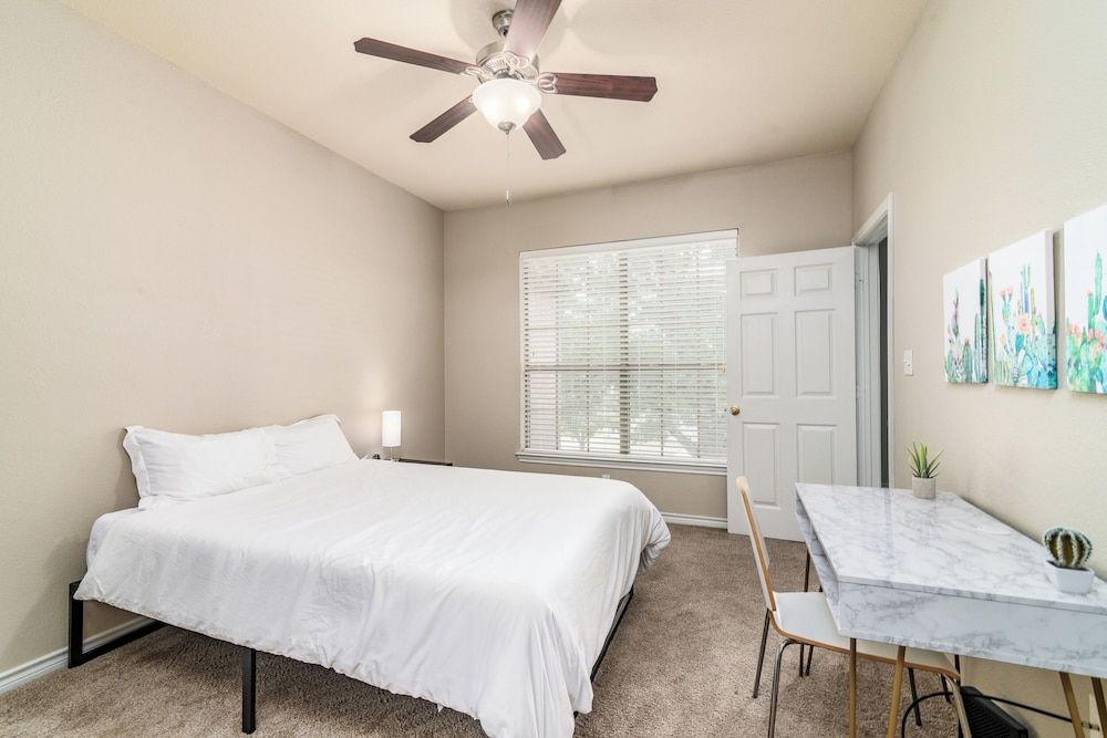 The Temple Spot Deluxe Apartment, 1 Queen Bed, Non Smoking 4