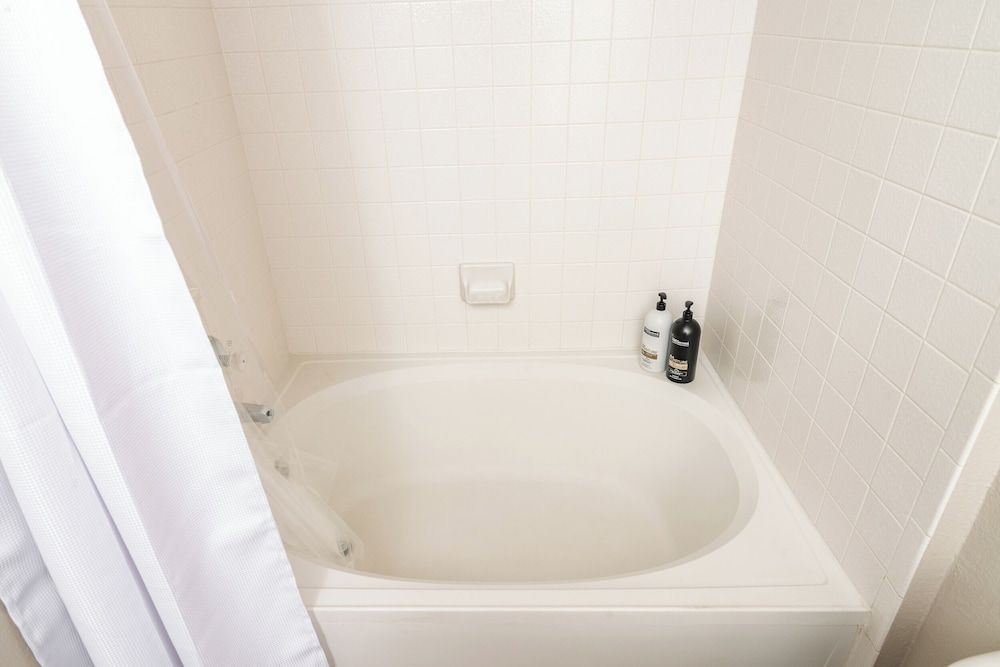 The Temple Spot Deluxe Apartment, 1 Queen Bed, Non Smoking 11