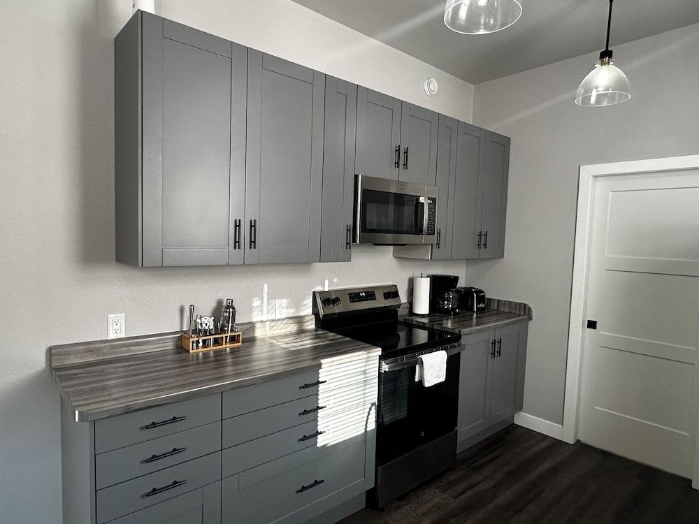 Downtown Lofts Superior Apartment, City View 4