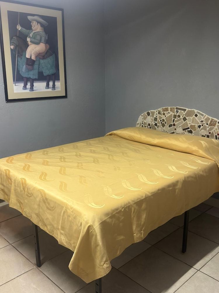 Comfort Single Room