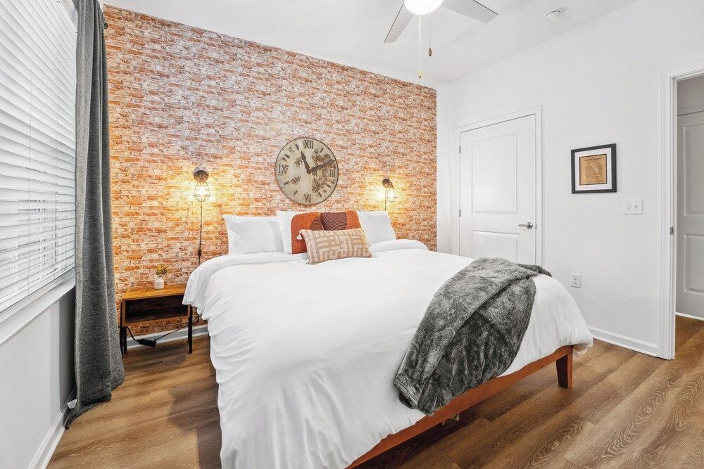 Luxurious Apartments - Pool Gym Bikes Luxury Apartment, 1 Bedroom, Mobility Accessible, Ground Floor 26