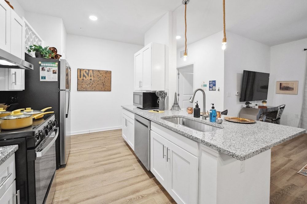 Luxurious Apartments - Pool Gym Bikes Luxury Apartment, 1 Bedroom, Mobility Accessible, Ground Floor 14