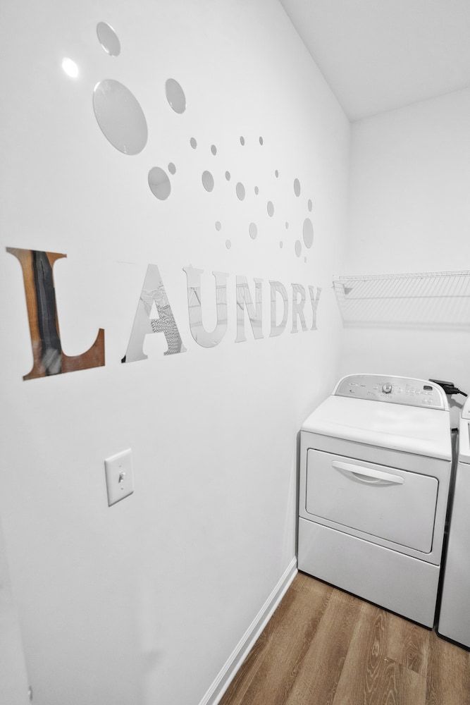 Luxurious Apartments - Pool Gym Bikes Luxury Apartment, 1 Bedroom, Mobility Accessible, Ground Floor 28