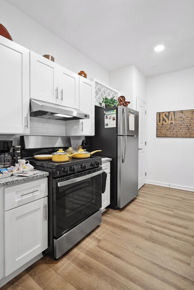 Luxurious Apartments - Pool Gym Bikes Luxury Apartment, 1 Bedroom, Mobility Accessible, Ground Floor 13