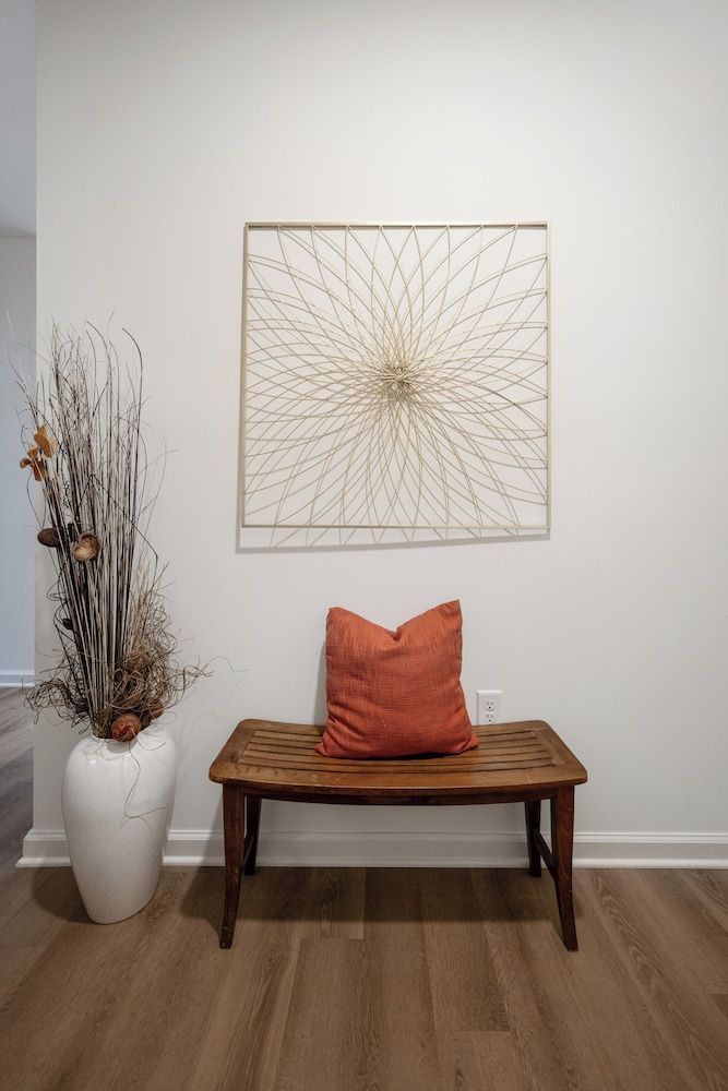 Luxurious Apartments - Pool Gym Bikes Luxury Apartment, 3 Bedrooms, Mobility Accessible, Pets Allowed 12