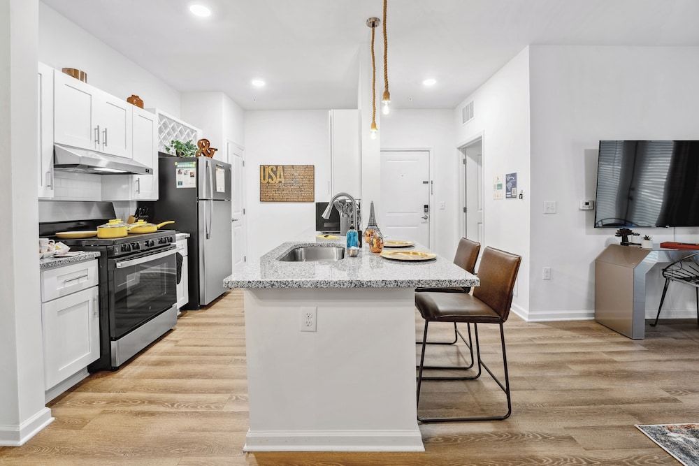 Luxurious Apartments - Pool Gym Bikes Luxury Apartment, 1 Bedroom, Mobility Accessible, Ground Floor 8