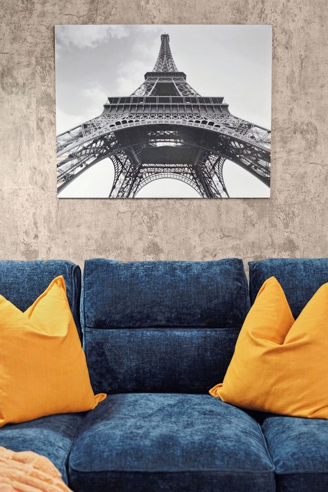 Luxurious Apartments - Pool Gym Bikes Luxury Apartment, 1 Bedroom, Mobility Accessible, Ground Floor 20