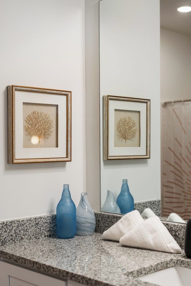 Luxurious Apartments - Pool Gym Bikes Luxury Apartment, 3 Bedrooms, Mobility Accessible, Pets Allowed 60