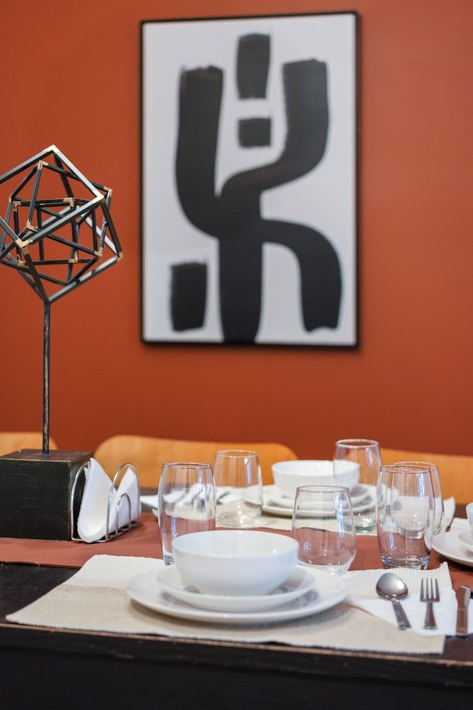 Luxurious Apartments - Pool Gym Bikes Luxury Apartment, 3 Bedrooms, Mobility Accessible, Pets Allowed 31