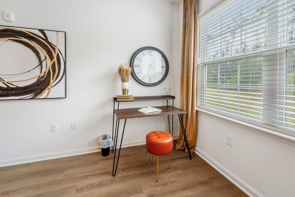 Luxurious Apartments - Pool Gym Bikes Luxury Apartment, 3 Bedrooms, Mobility Accessible, Pets Allowed 46