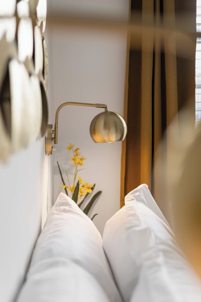 Luxurious Apartments - Pool Gym Bikes Luxury Apartment, 3 Bedrooms, Mobility Accessible, Pets Allowed 21