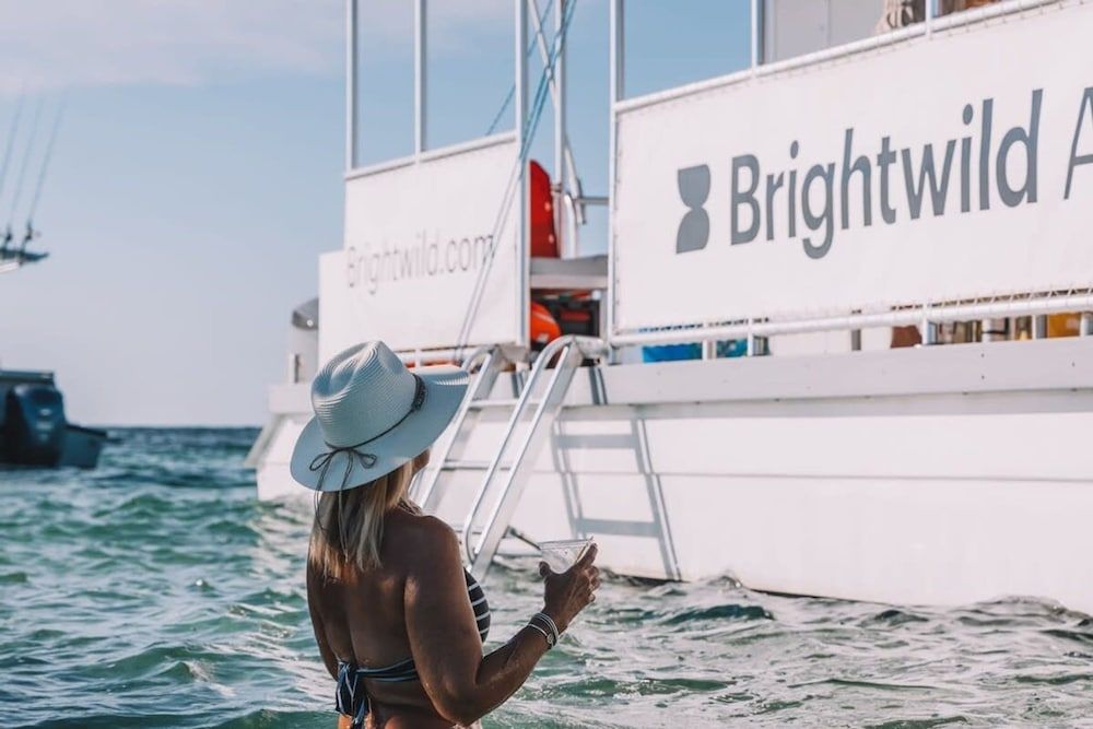 Brand New The Greenmoor House With Pool House 42