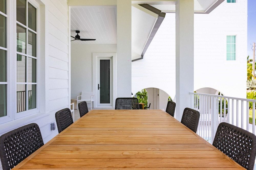 Brand New The Greenmoor House With Pool House 31