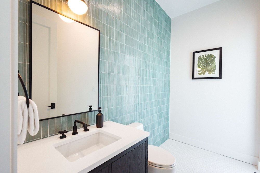 Brand New The Greenmoor House With Pool House 30