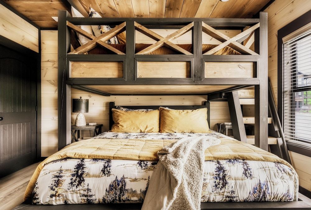 Star Gazer Luxury Rooftop Cabin Exclusive House, 5 Bedrooms, Balcony, Mountain View 12