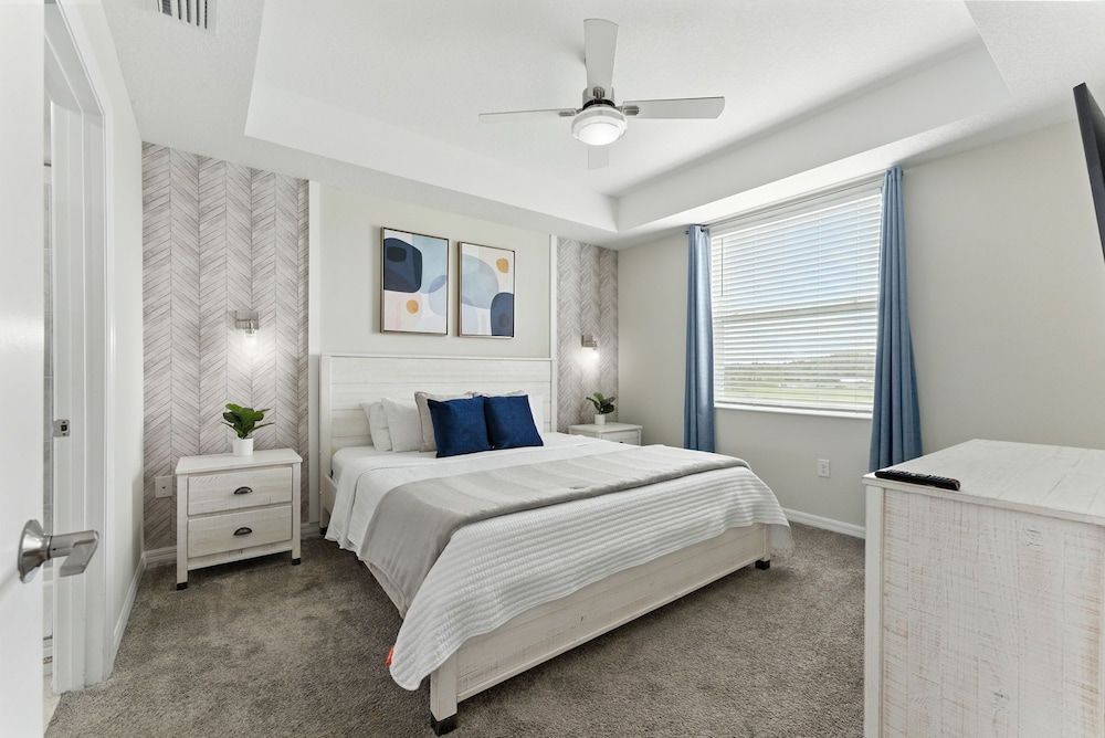 Storey Lake condos by UNE Homes Comfort Apartment 7